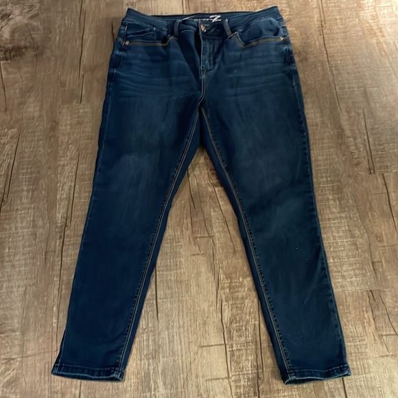 Seven7 jeans - Picture 3 of 5